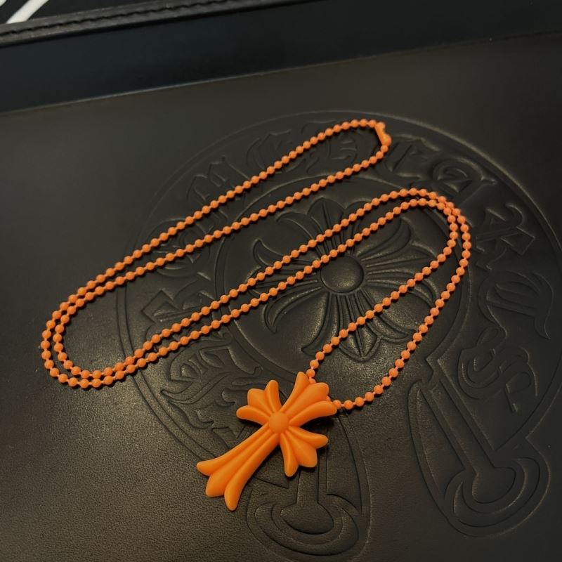 Ch*0me He**ts necklaces